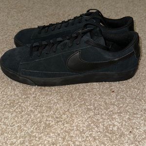 Nike Blazer Low LE